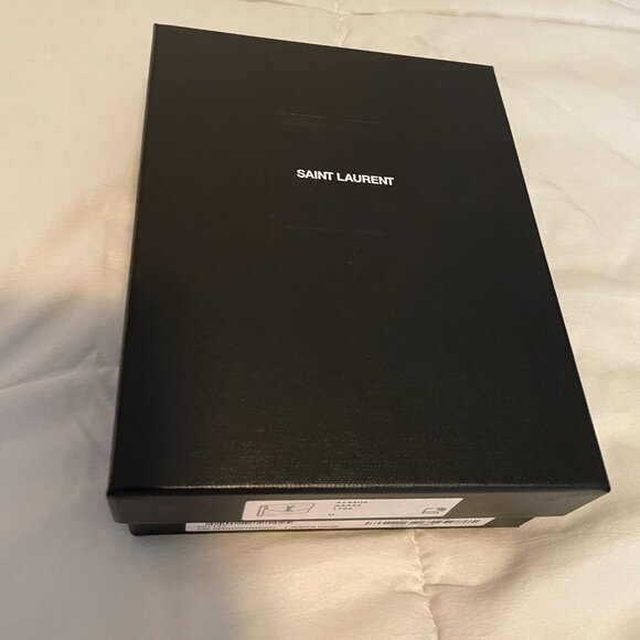 Saint Laurent Cassandre Matelassé Small Envelope Wallet in Dusty Grey - Picture 11 of 12